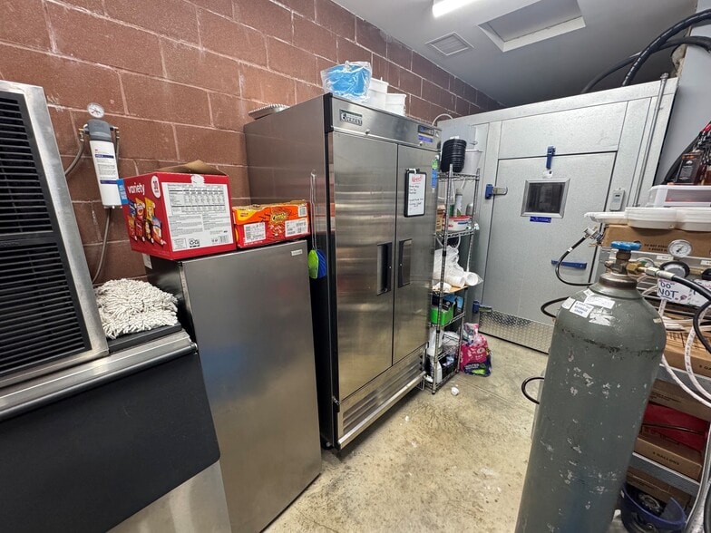 More Photos Of 3620 Village Dr, Saint Joseph Amusement Park For Sale