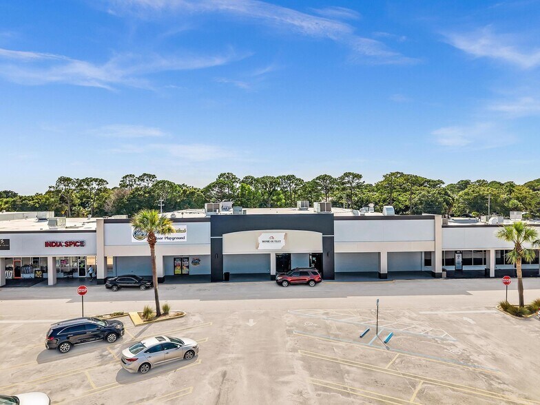 More Photos Of 7121-7177 S US Highway 1, Port Saint Lucie General Retail For Lease