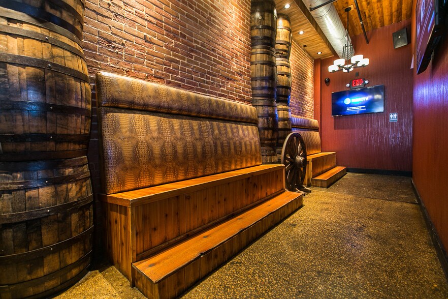 More Photos Of 163 Main St, Dubuque Restaurant For Sale