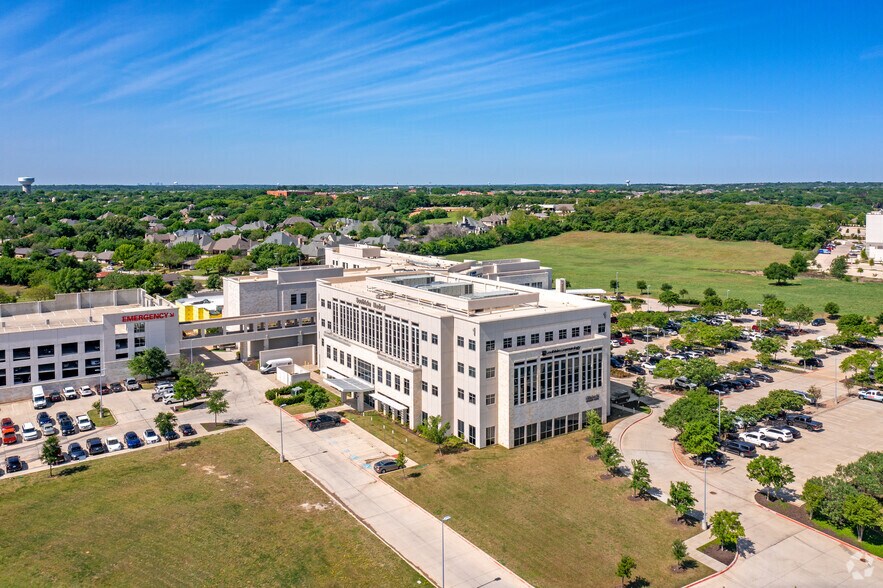 More Photos Of 431 E State Highway 114, Southlake Medical For Lease