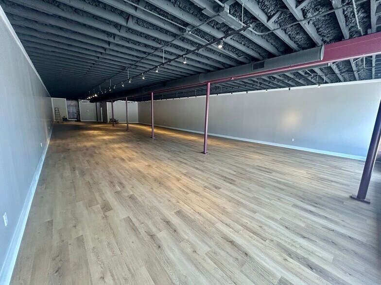 More Photos Of 1810 Boundary St, Beaufort Freestanding For Lease