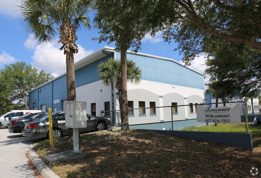 More Photos Of 7216 Chancery Ln, Orlando Warehouse For Lease