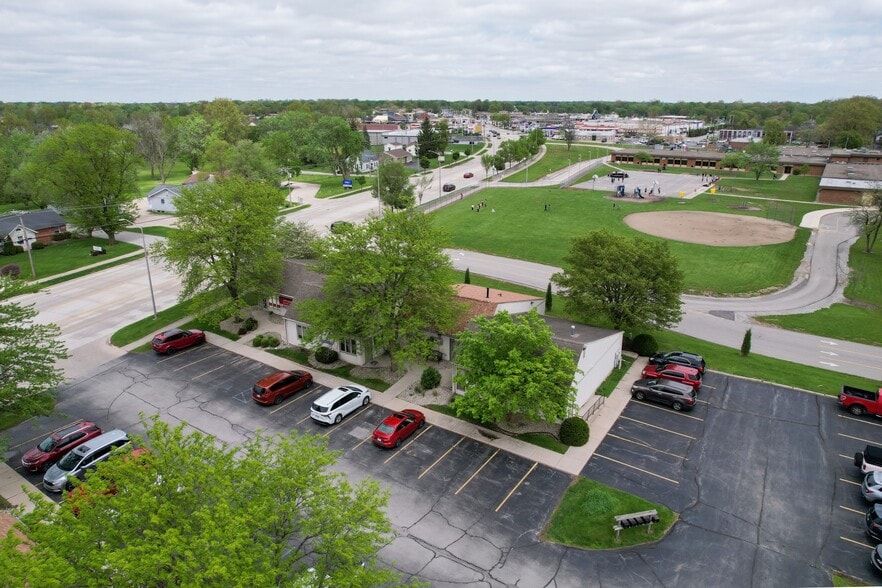 More Photos Of 6038 E State Blvd, Fort Wayne Office For Lease