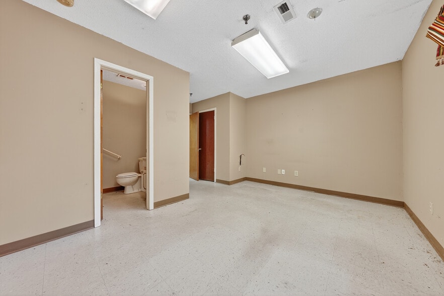 More Photos Of 1324-1325 Highway 195, Jasper Assisted Living For Sale