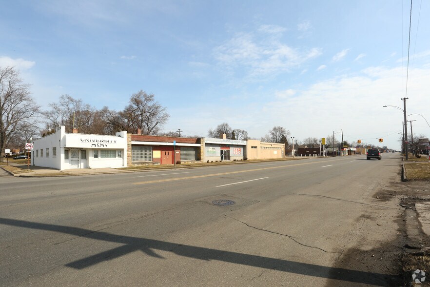 More Photos Of 19030 W McNichols Rd, Detroit Freestanding For Lease