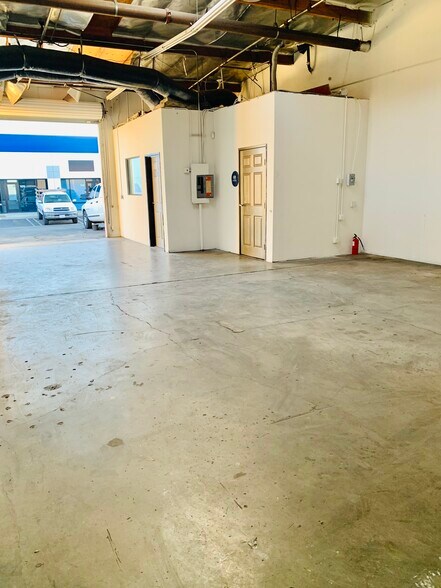 More Photos Of 14300 Elsworth St, Moreno Valley Warehouse For Lease