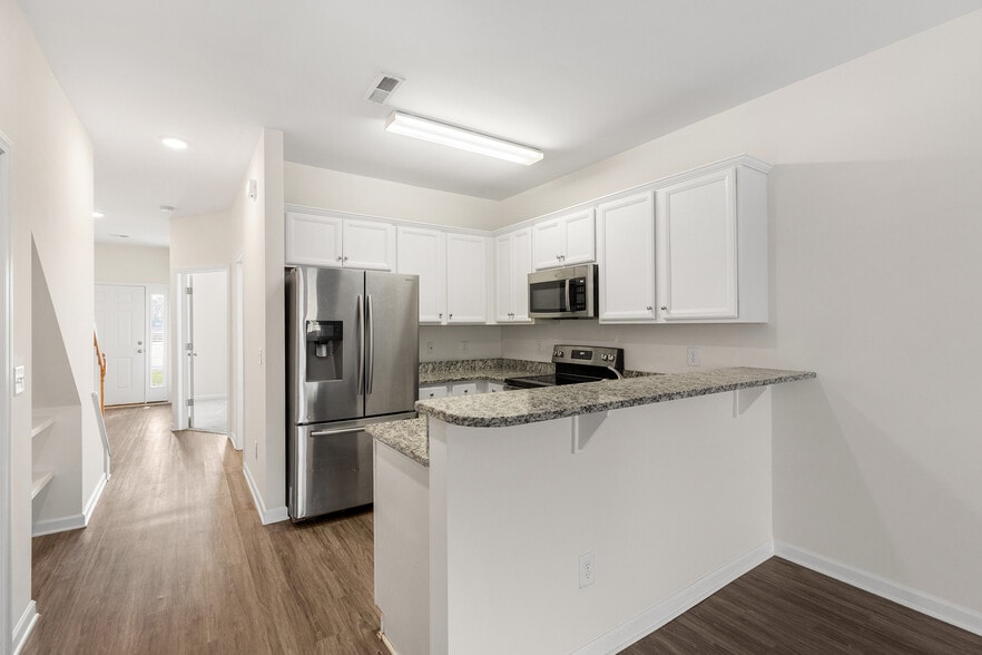 More Photos Of Village Rd @ Dresser Lane, Leland Apartments For Sale