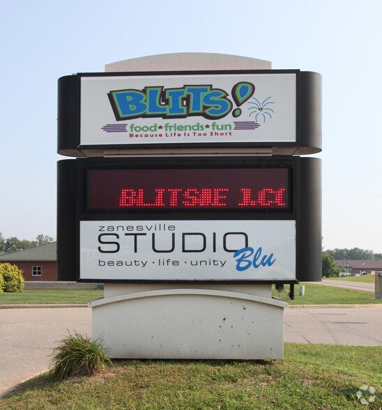 More Photos Of 3921-3949 Northpointe Dr, Zanesville Unknown For Lease