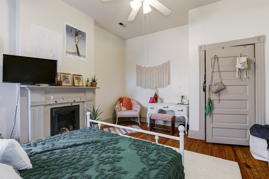 More Photos Of 1623 W Grace St, Richmond Apartments For Sale