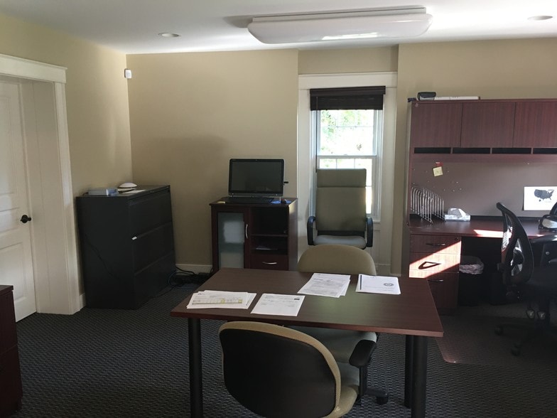 More Photos Of 1585 Rt-146, Rexford Office For Sale