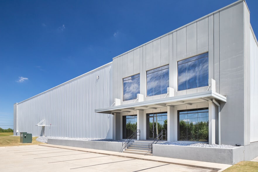 More Photos Of 436 Old Bellwood Rd, Calhoun Industrial For Sale