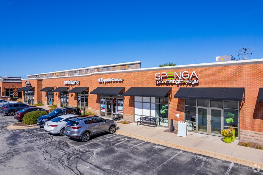 More Photos Of 15455 W Bluemound Rd, Brookfield Unknown For Lease