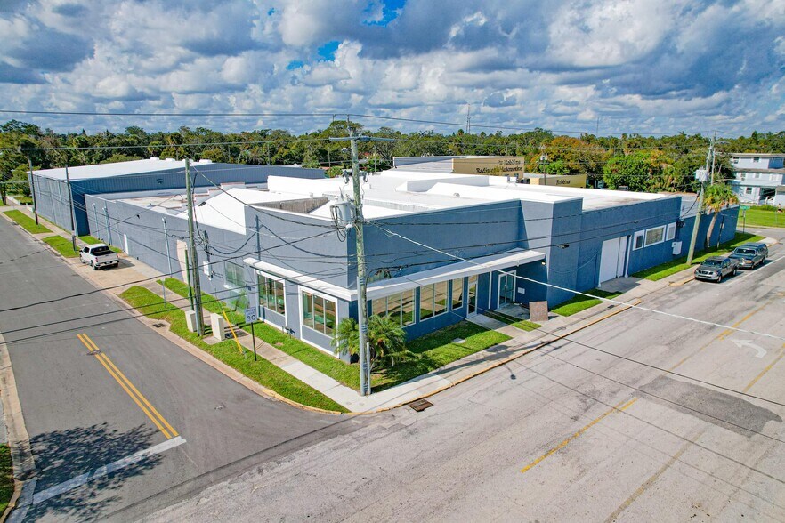 More Photos Of 530 N Beach St, Daytona Beach Warehouse For Sale