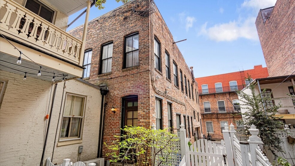 More Photos Of 637 Washington Blvd, Baltimore Hospitality For Sale