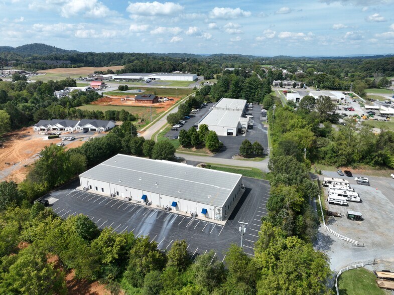 More Photos Of 105 KLM Dr, Johnson City Unknown For Lease