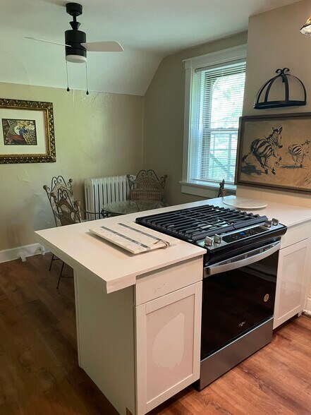 More Photos Of 445 Ludlow Ave, Cincinnati Apartments For Sale