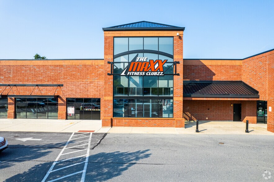 More Photos Of 240-278 Eagleview Blvd, Exton Freestanding For Lease