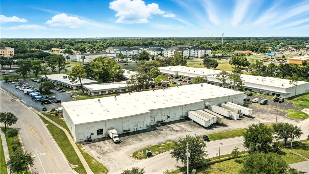 More Photos Of 701 S Kirkman Rd, Orlando Unknown For Lease