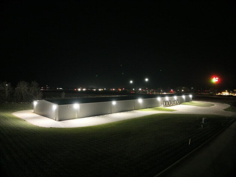 More Photos Of 3530 Marnie Ave, Waterloo Industrial For Sale