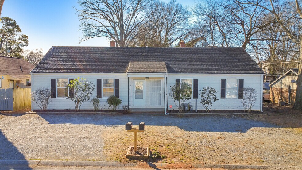 More Photos Of 610 Armstrong St SE, Marietta Multifamily For Sale