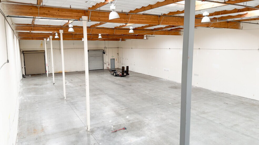 More Photos Of 2000-2036 Senter Rd, San Jose Warehouse For Lease