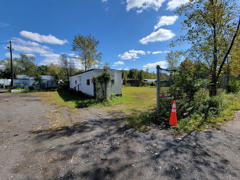 More Photos Of 375 Western Hwy, Tappan Land For Lease