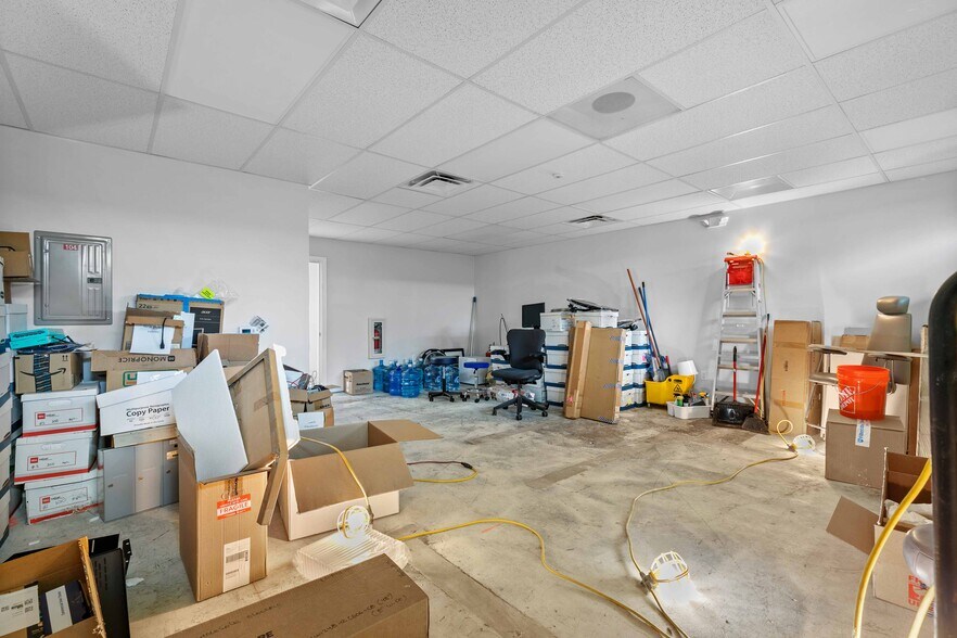 More Photos Of 111 S Garfield Ave, Montebello Medical For Lease