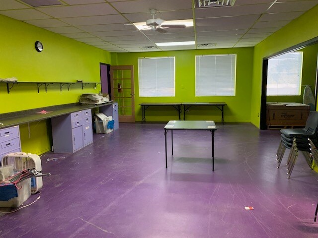 More Photos Of 6094 S Sandhill Rd, Las Vegas Hospital For Sale