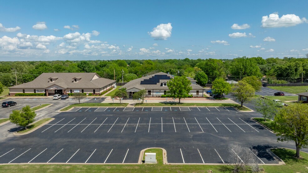 More Photos Of 4150 SE Adams Rd, Bartlesville Medical For Sale
