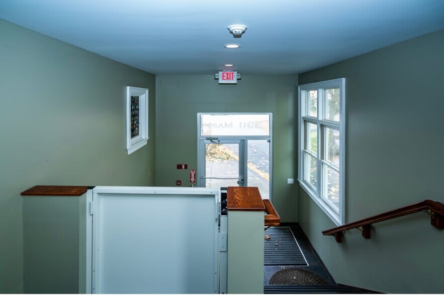 More Photos Of 3911 Main St, Buffalo Medical For Sale