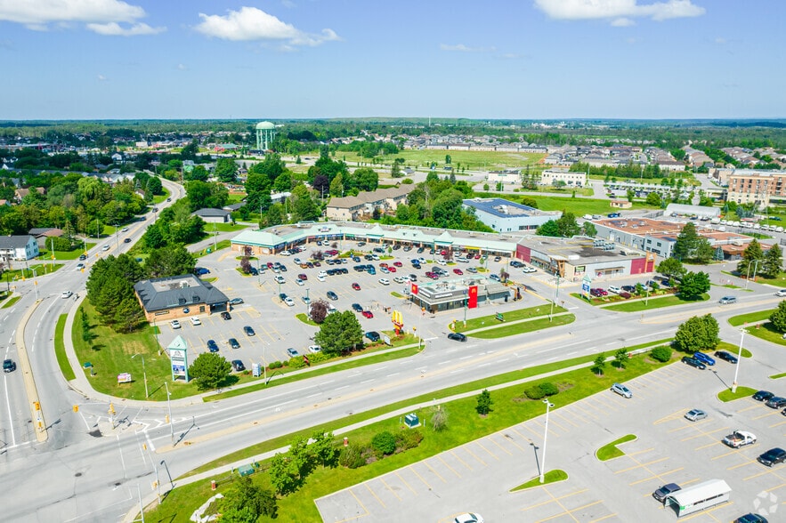 More Photos Of 1250 Stittsville Main St, Stittsville Unknown For Lease