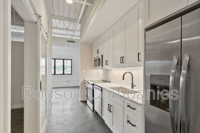 More Photos Of 5047 Forest Hill Ave, Richmond Apartments For Lease