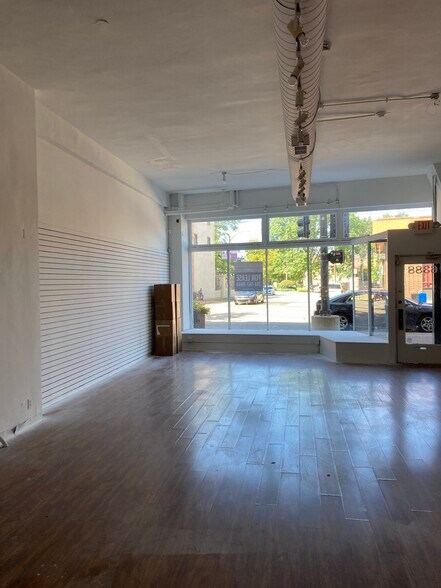 More Photos Of 6388-6394 Delmar Blvd, Saint Louis Storefront Retail Residential For Lease