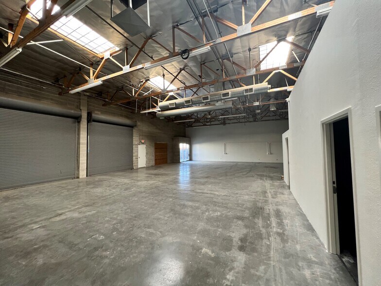 More Photos Of 5140 Rogers St, Las Vegas Unknown For Lease