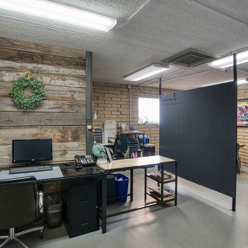 More Photos Of 5541 N 59th Ave, Glendale Service For Lease