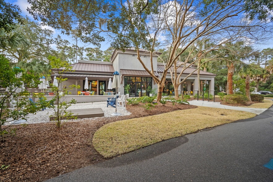 More Photos Of 14 Folly Field Rd, Hilton Head Island Restaurant For Sale