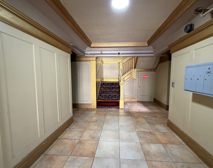 More Photos Of 315 25th St, Richmond Apartments For Sale