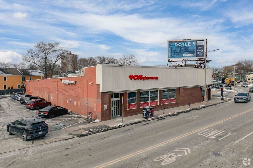 More Photos Of 461-467 Centre St, Jamaica Plain General Retail For Sale