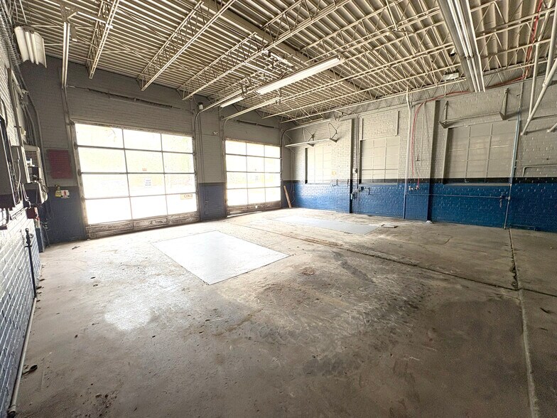 More Photos Of 6300 E 14th Ave, Denver Service Station For Lease