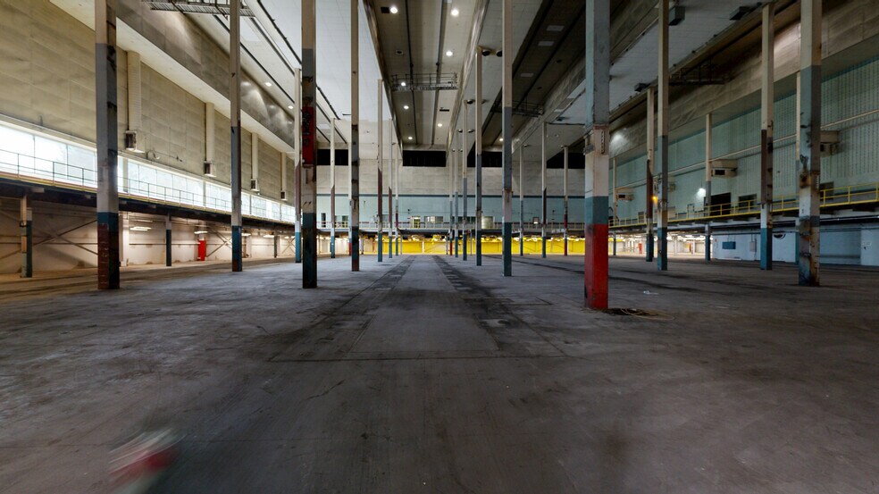 More Photos Of 5300 Crosswind Dr, Columbus Manufacturing For Lease