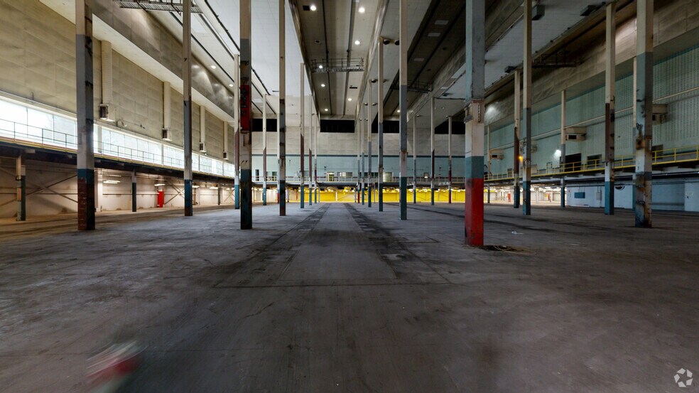 More Photos Of 5300 Crosswind Dr, Columbus Manufacturing For Lease