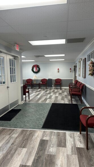 More Photos Of 850 Brainard Rd, Highland Heights Medical For Lease