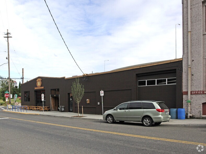 More Photos Of 61-67 SE Yamhill St, Portland Light Manufacturing For Sale