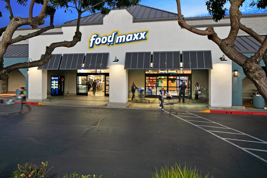 More Photos Of 1900-1962 N Main St, Salinas Unknown For Lease