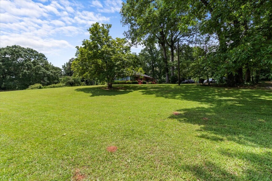 More Photos Of 2365 County Line Rd, Atlanta Daycare Center For Sale