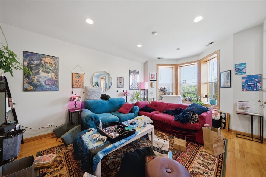 More Photos Of 2418 N Western Ave, Chicago Apartments For Sale