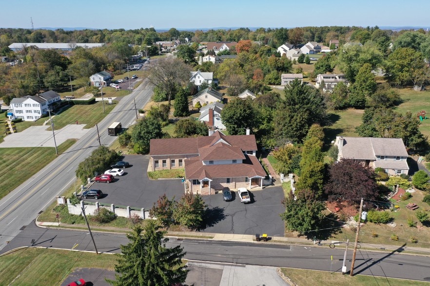 More Photos Of 2939 W Germantown Pike, Norristown Storefront Retail Office For Lease