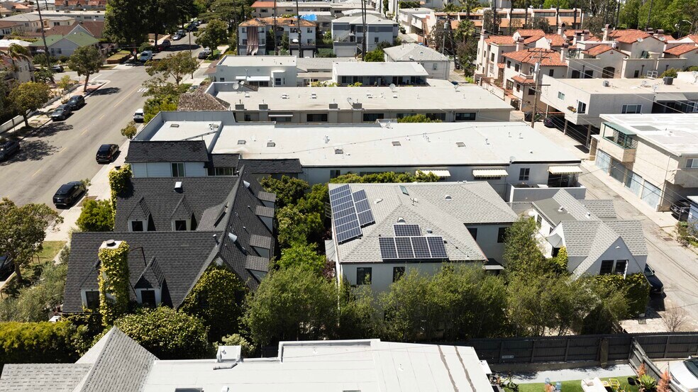 More Photos Of 921-925 16th St, Santa Monica Apartments For Sale