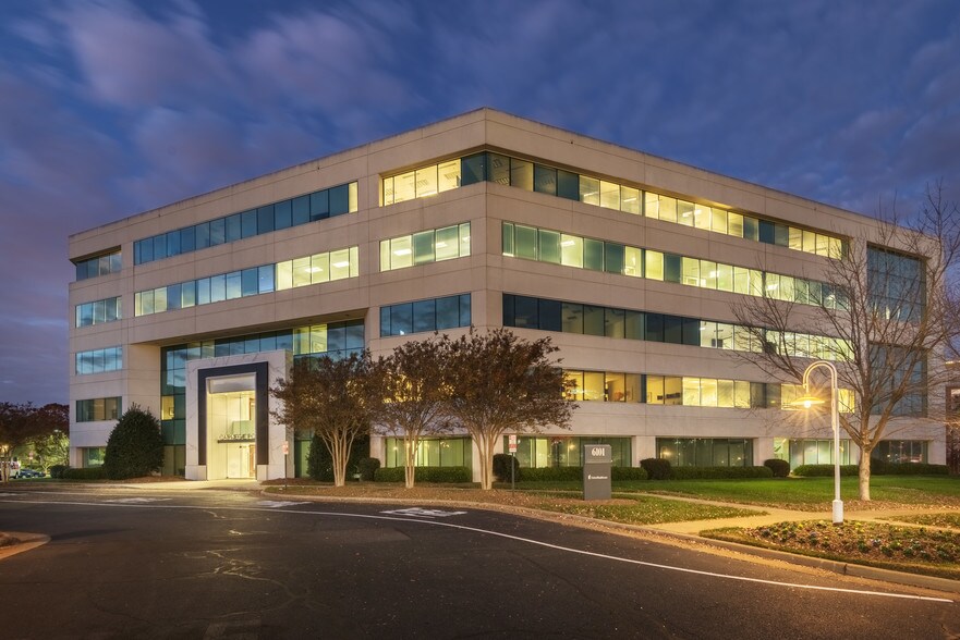 More Photos Of 6101 Carnegie Blvd, Charlotte Office For Lease