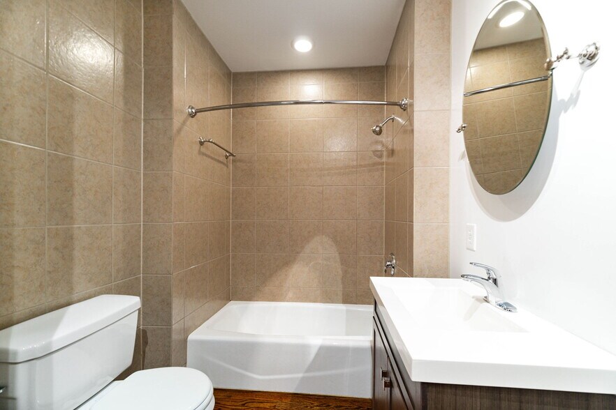 More Photos Of 153 S 17th St, Columbus Multifamily For Sale